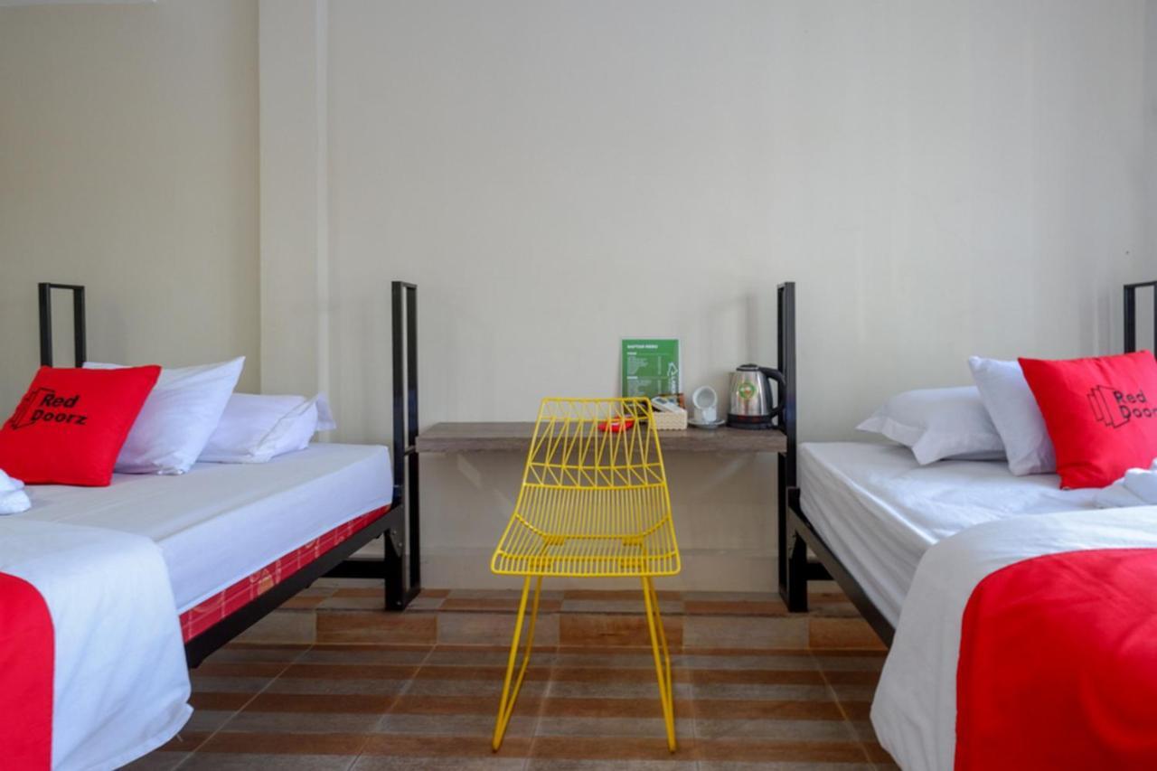 Reddoorz Syariah At Jalan Jenderal Sudirman Palopo Hotel Ngoại thất bức ảnh